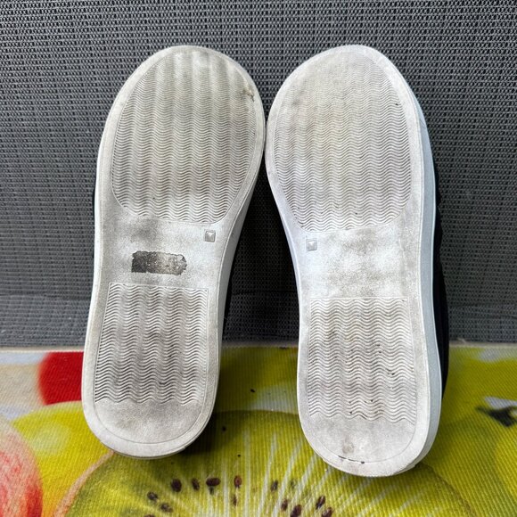 Torrid Womens Black Bow Slip-On Sneakers Size 9W - Picture 7 of 8